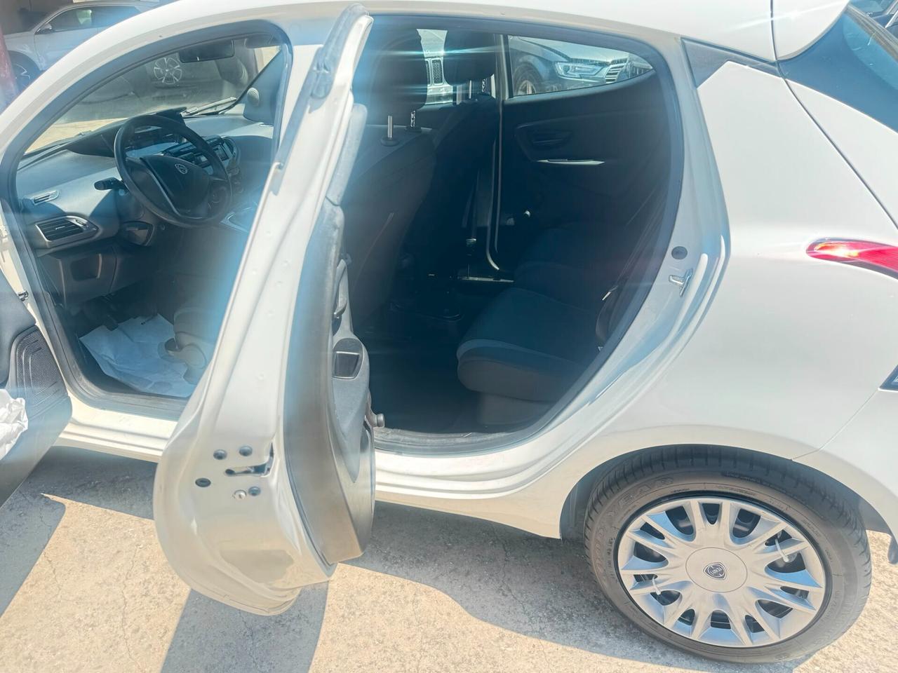 Lancia Ypsilon 1.3 MJT 16V 95 CV 5 porte S&S Platinum
