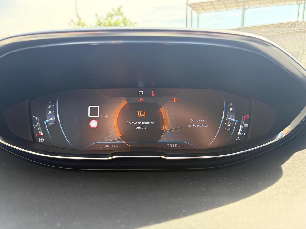 Peugeot 3008 BlueHDi 130 S&S EAT8 Allure
