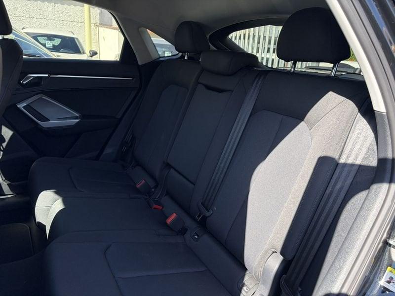 Audi Q3 SPB Business 2.0 TDI 150CV S-Tronic 35