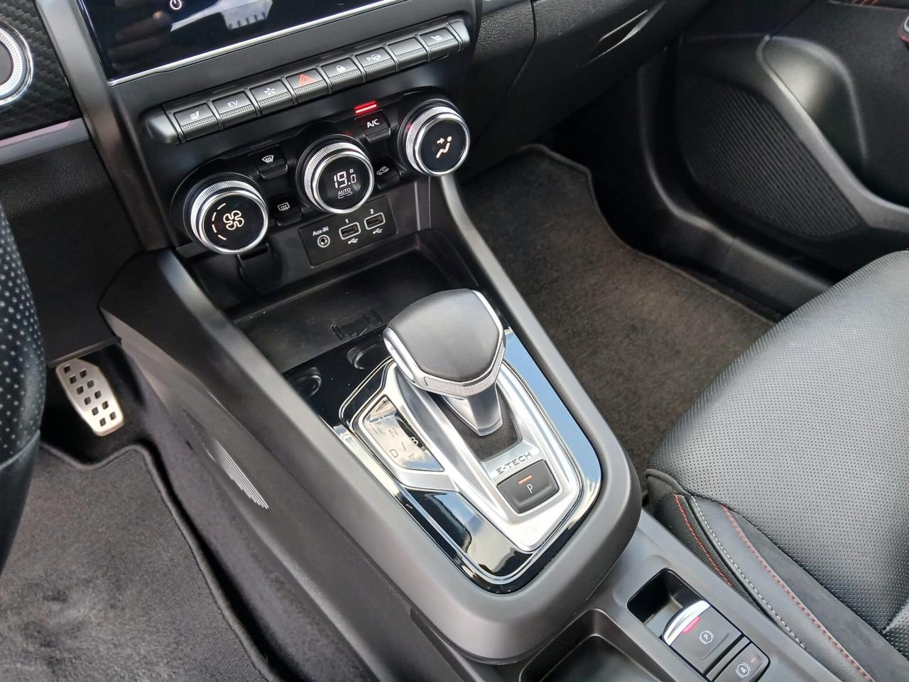 Renault Arkana Hybrid E-Tech 145 CV R.S. Line