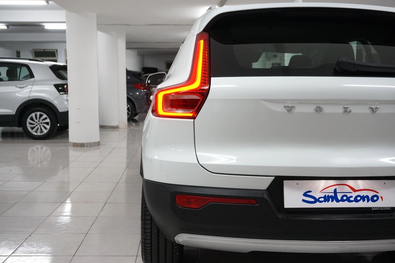 Volvo XC40 T5 Recharge Plug-in Hybrid Inscription Expression