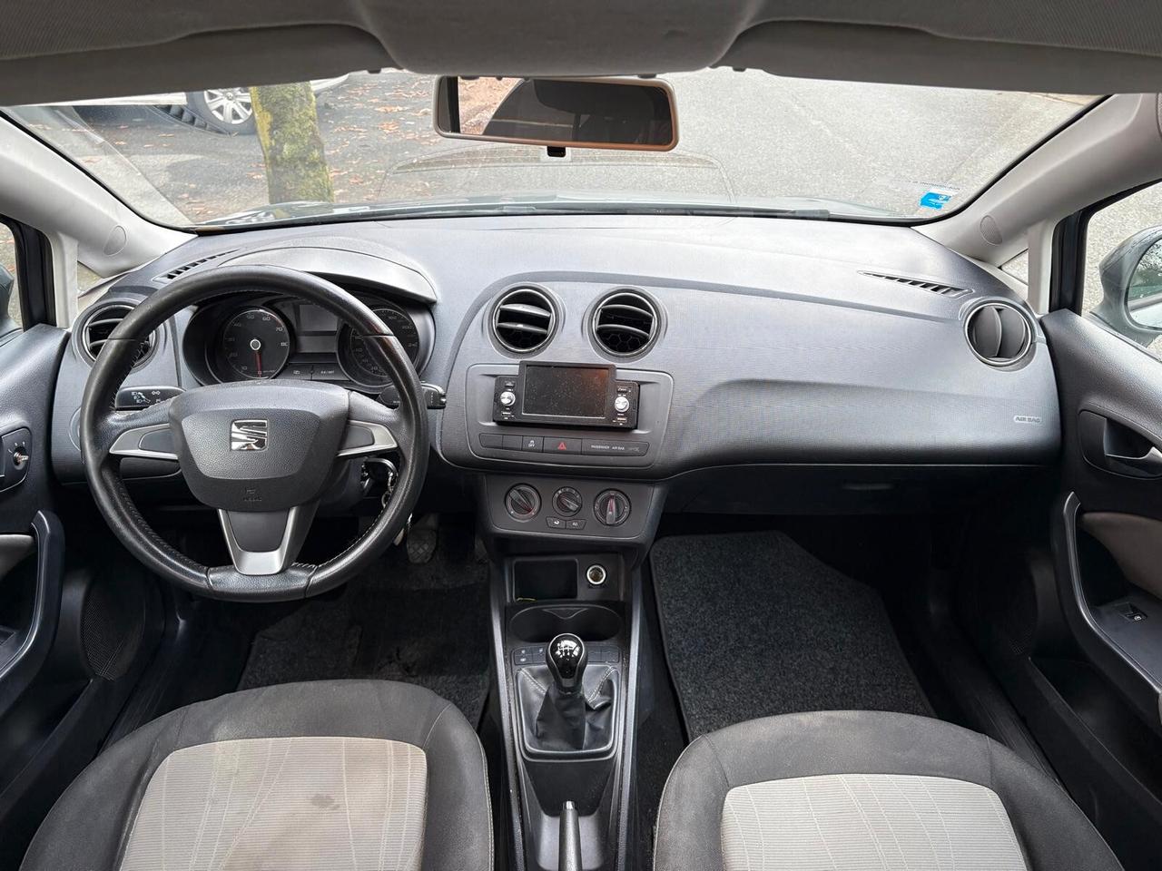 Seat Ibiza 1.2 70 CV 5p. Benzina