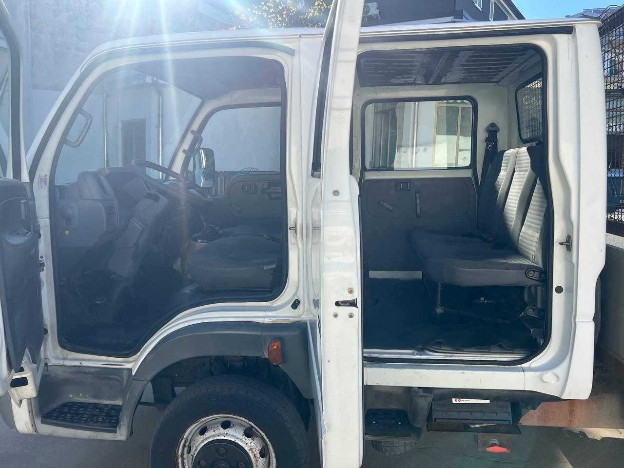 Nissan Cabstar 35.13 3.0 Tdi PM-DC-RG Cab. SL