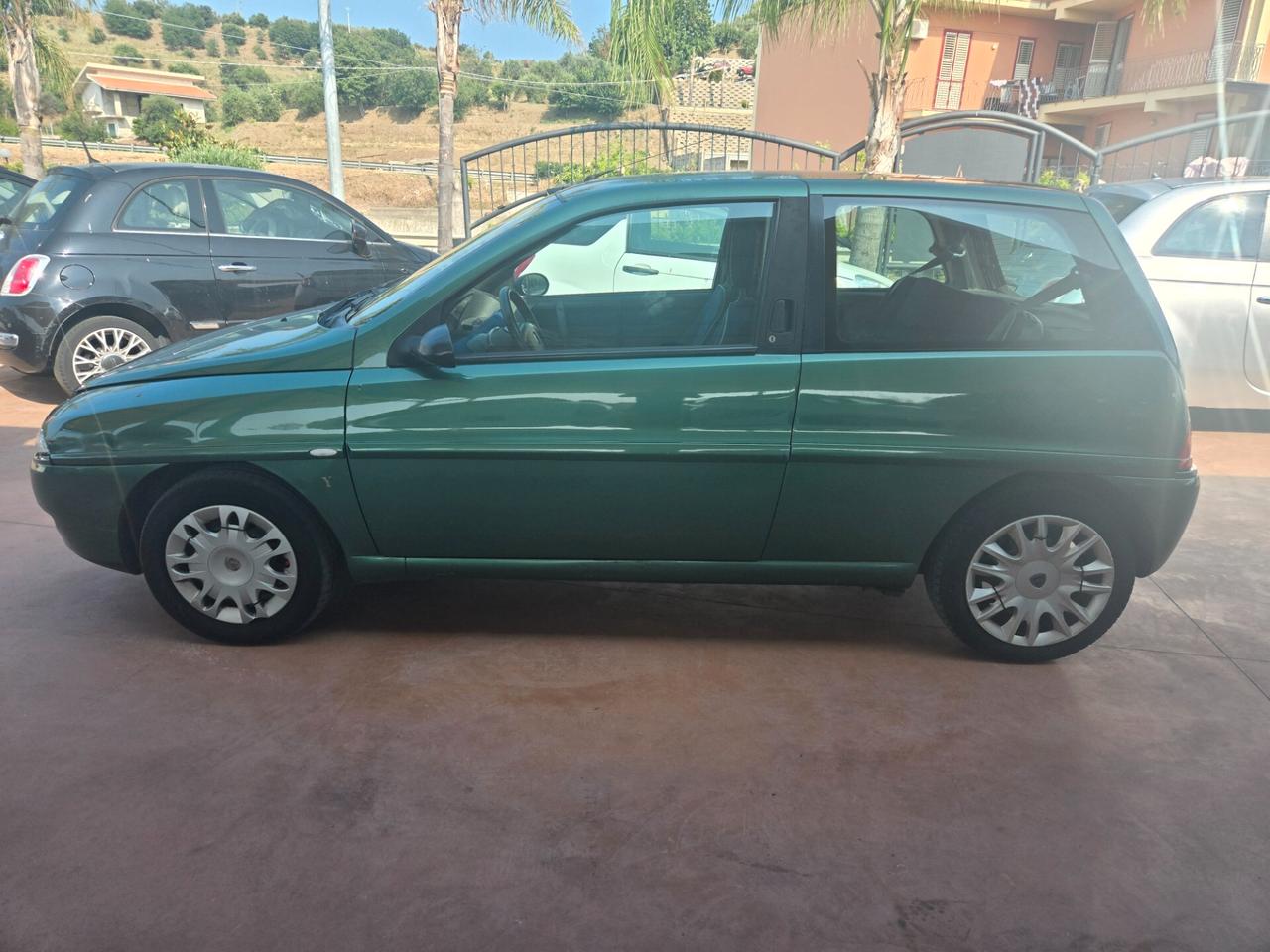 Lancia Y 1.2i 16V cat Elefantino Rosso