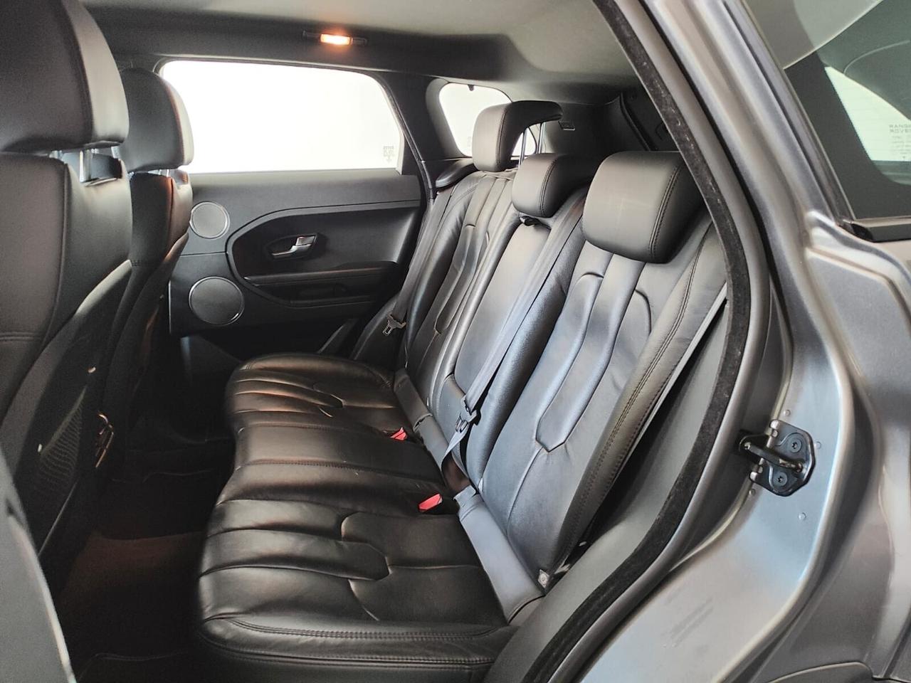 Rover Evoque 2.2 TD4 5p. Dynamic iva esposta