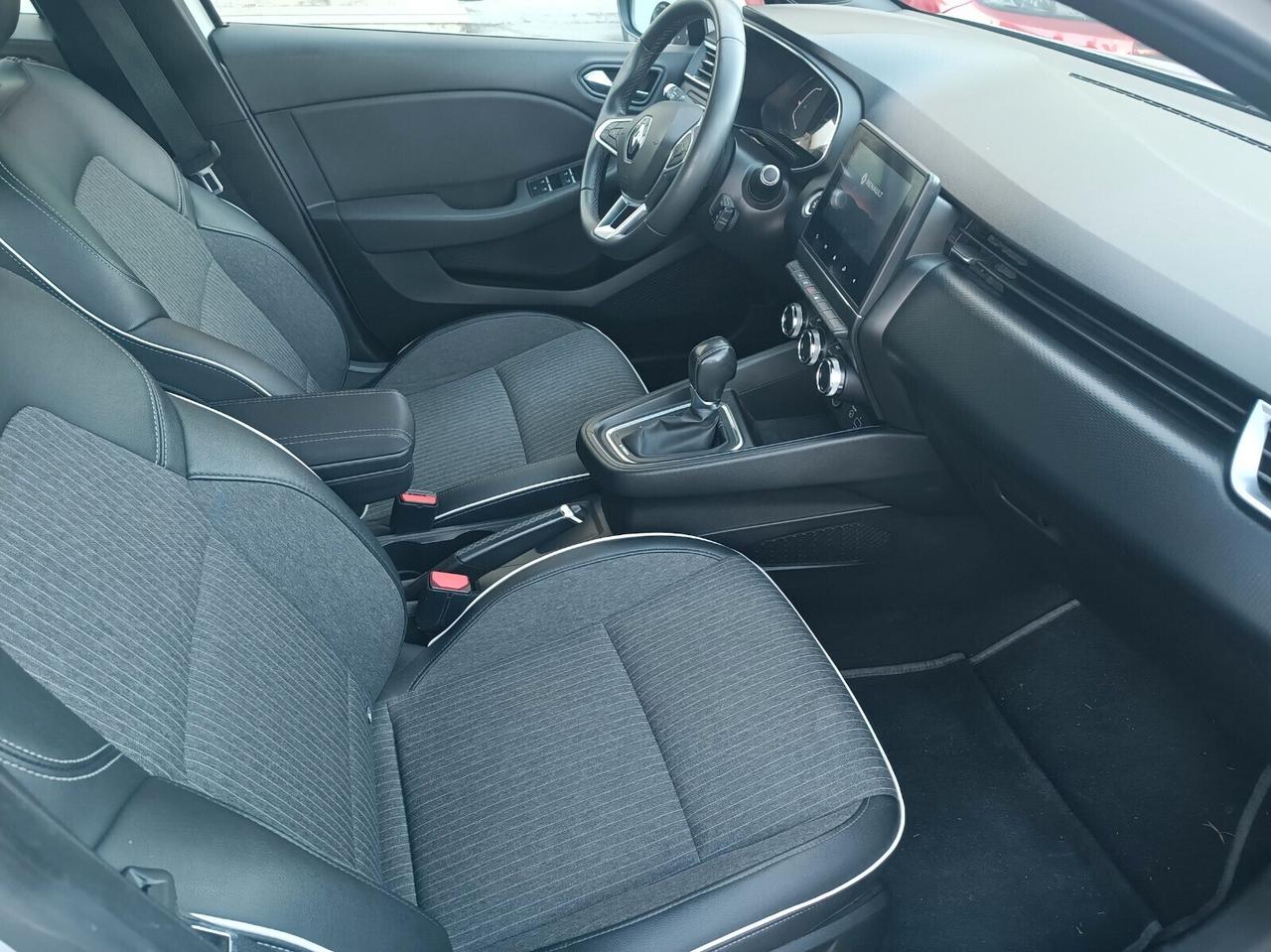 Renault Clio Full Hybrid E-Tech 140 CV 5 porte Intens