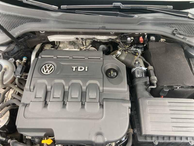 VOLKSWAGEN Golf Business 1.6 TDI 5p. CoM. BlueMotion TeCh.