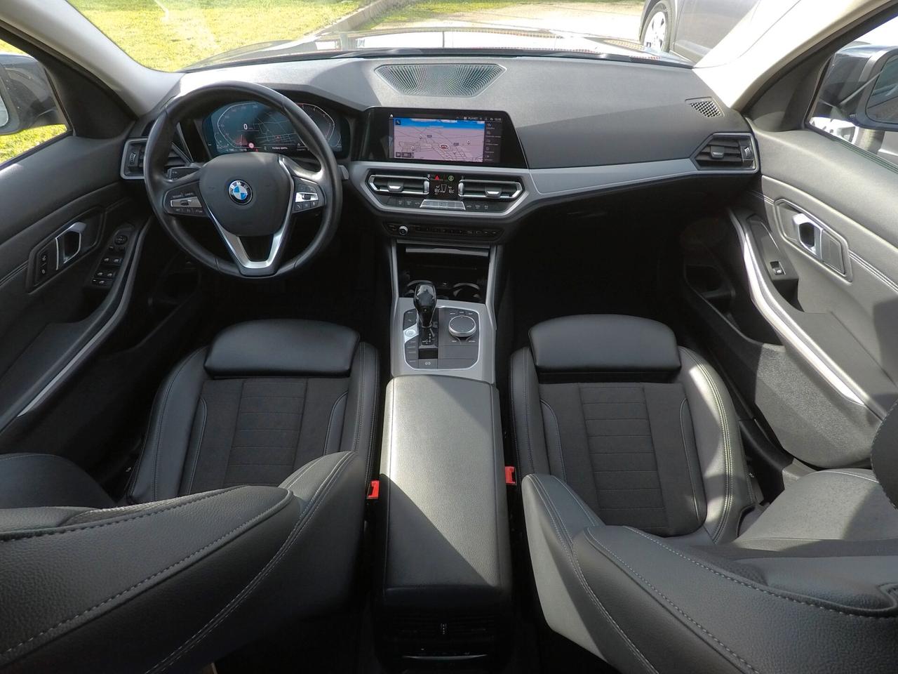 Bmw 318d 48V Touring Business Advantage