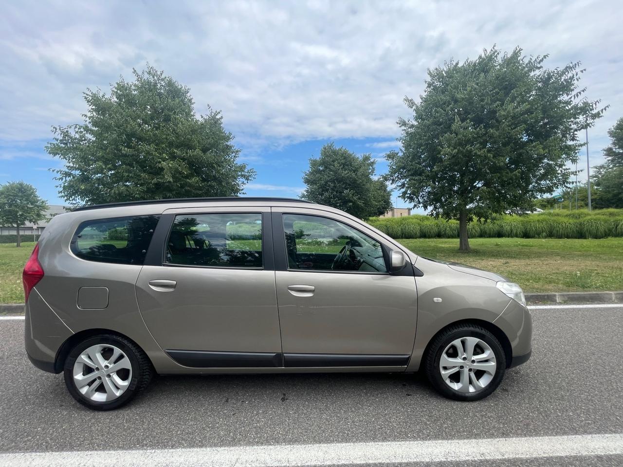 Dacia Lodgy Dacia Lodgy, euro 5b, anno 2013, 7 posti, 137.000 km!