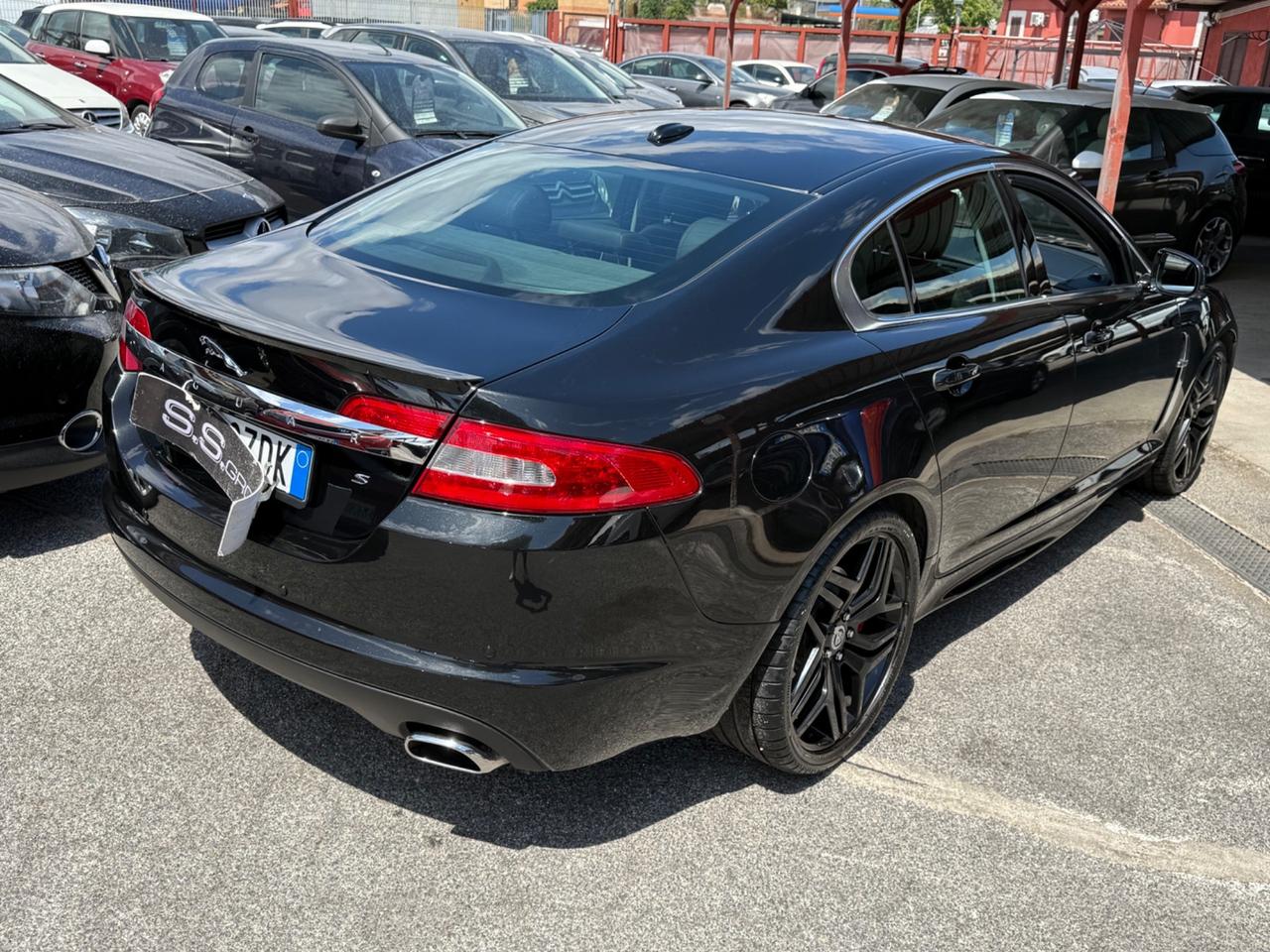 XF 3.0DS V6 Premium Luxury/R-SPORT/RATE/PERMUTE