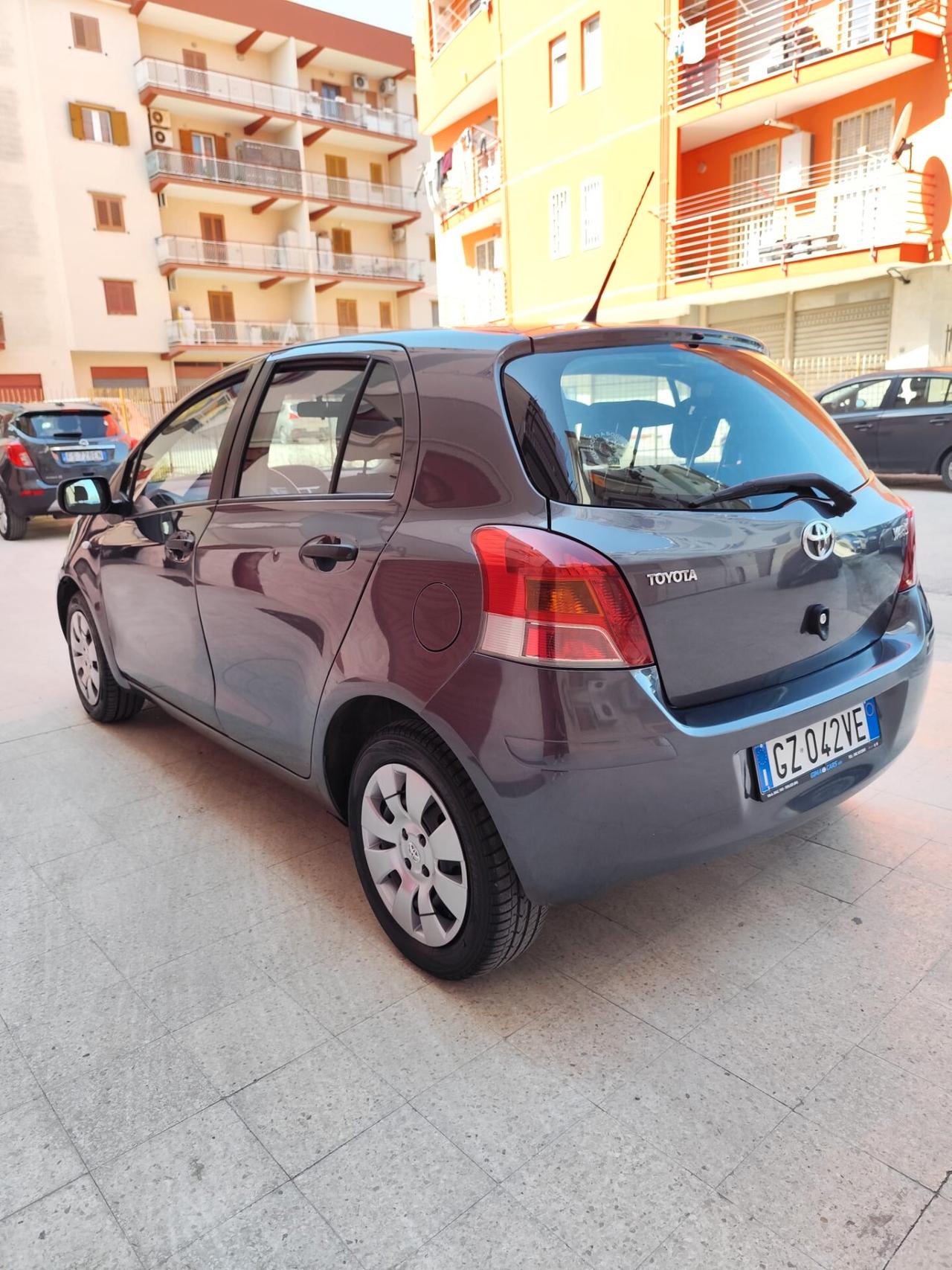 Toyota Yaris 1.0 Benzina 69 cv