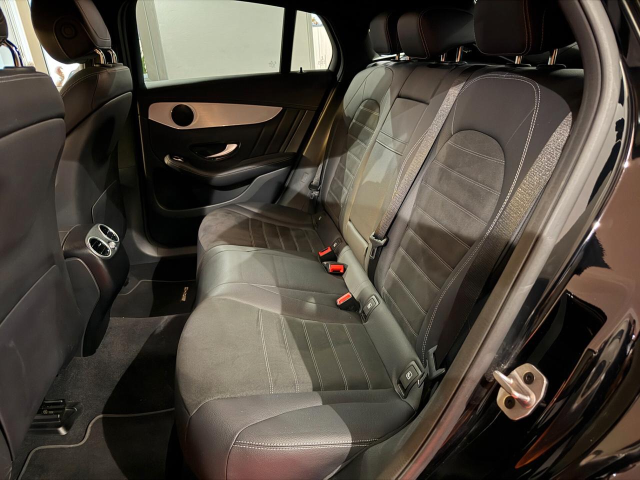 MERCEDES GLC COUPÉ 300D PREMIUM AMG 4MATIC 2022