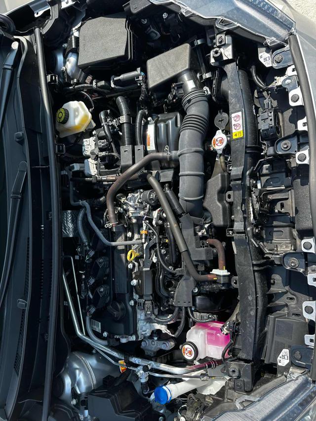 TOYOTA Yaris 1.5 Hybrid 5 porte Trend PARI AL NUOVO