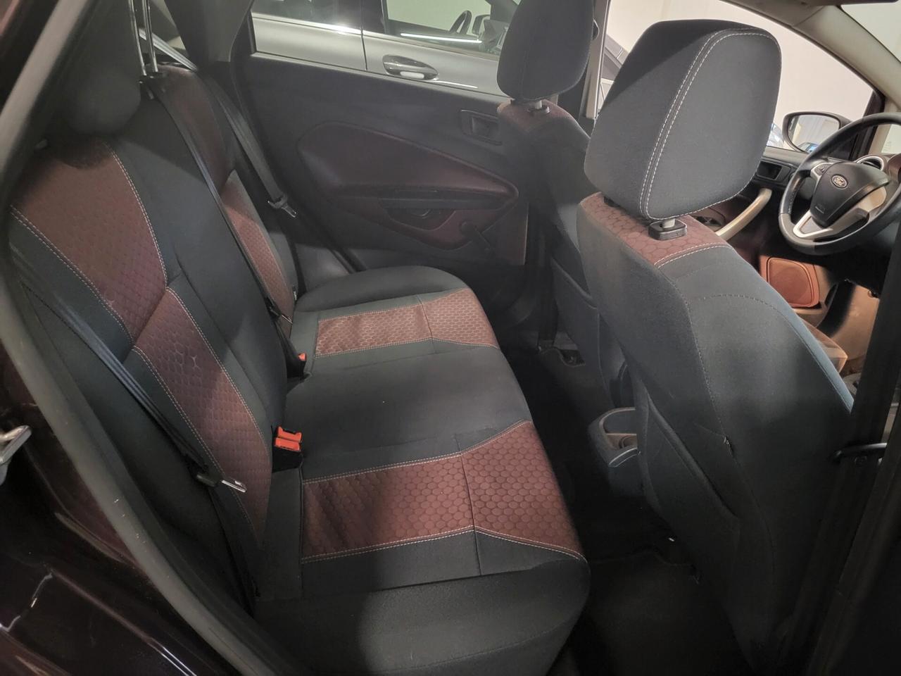 Ford Fiesta Fiesta+ 1.2 82CV 5 porte PREZZO REALE! UNICO PROPRIETARIO! GARANZIA 12 MESI!