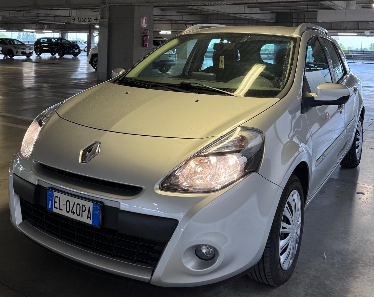 Renault Clio 1.2 16V SporTour Dynamique