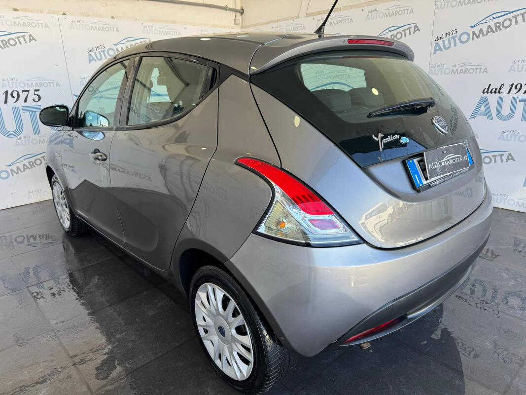 Lancia Ypsilon 1.2 8v Gold ecochic Gpl 69cv E6