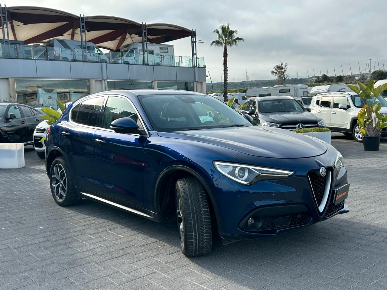 Alfa Romeo Stelvio 2.2 t Executive Q4 210cv auto my19