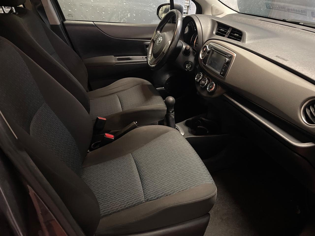Toyota Yaris 1.0 5 porte Active