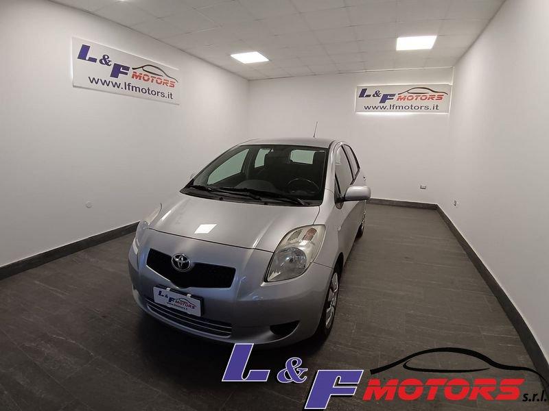 Toyota Yaris Yaris 5p 1.0 SOL