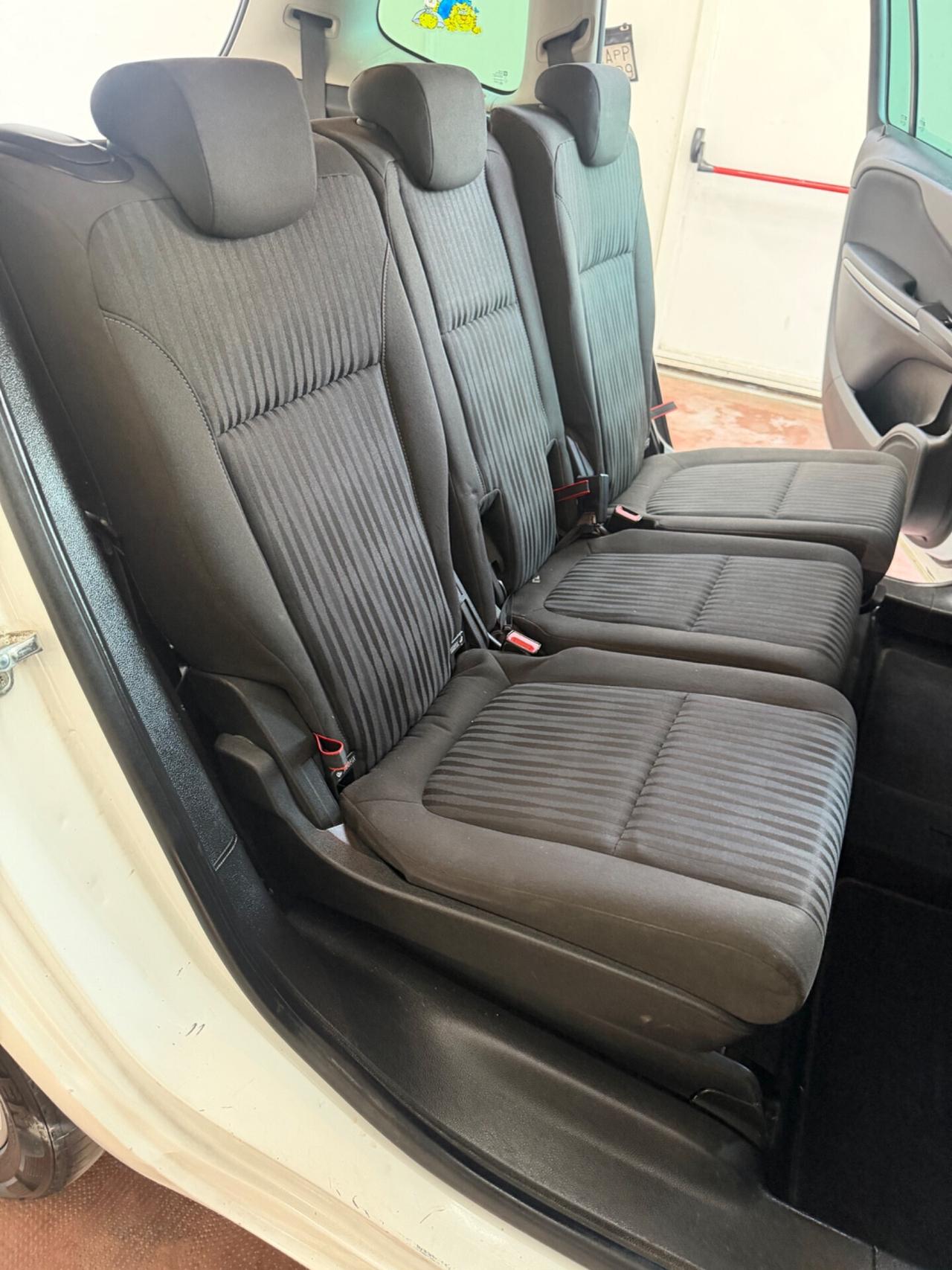 Opel Zafira Tourer 1.6 CDTi 7 POSTI
