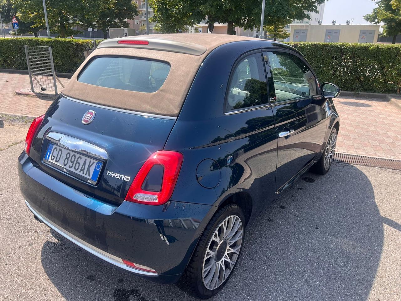 Fiat 500 C 1.0 Hybrid Star