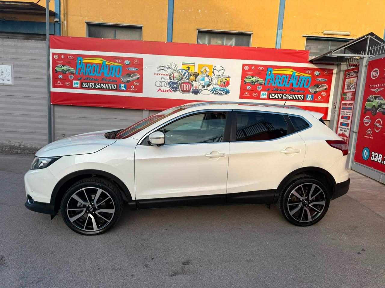 Nissan Qashqai 1.5 dCi 110cv Tekna - 2014