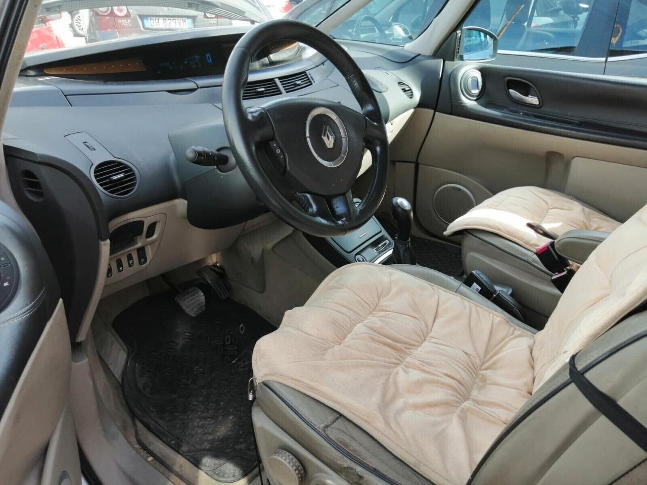 Renault Espace Grand Espace 3.0 V6 24V dCi Proactive Initiale