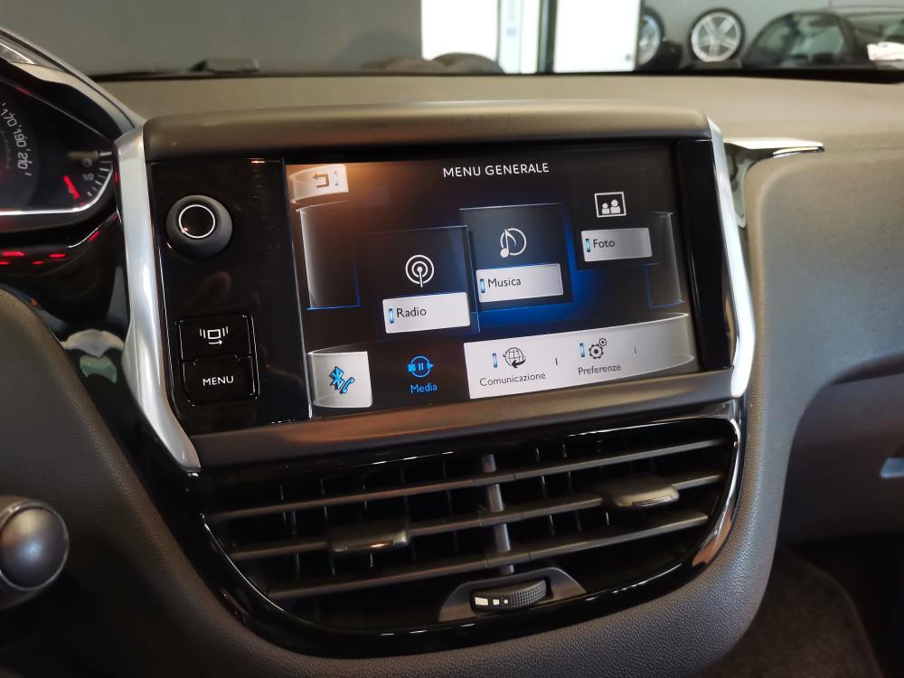 Peugeot 208 5 Porte 208 5p 1.4 hdi 8v Allure