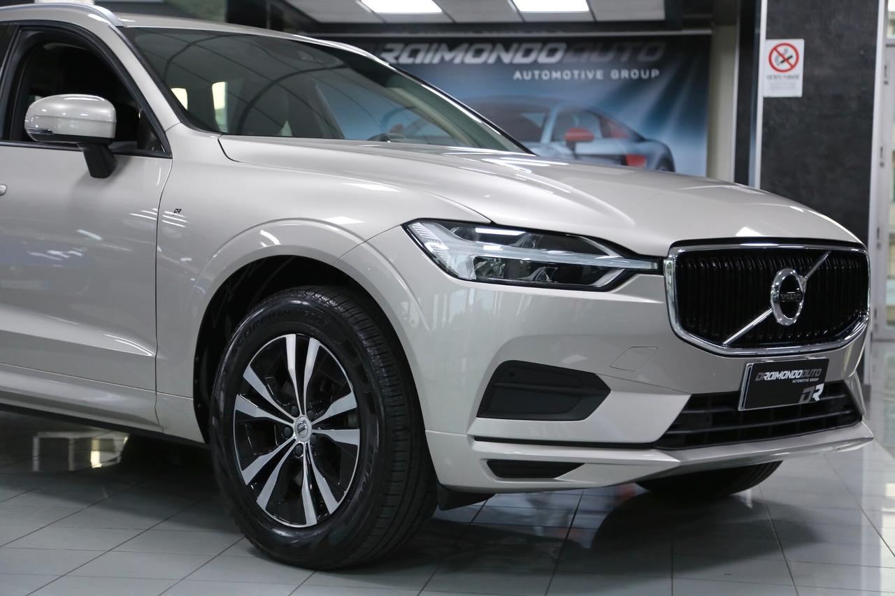 Volvo XC60 B4 (d) mhev AWD Geartronic Momentum