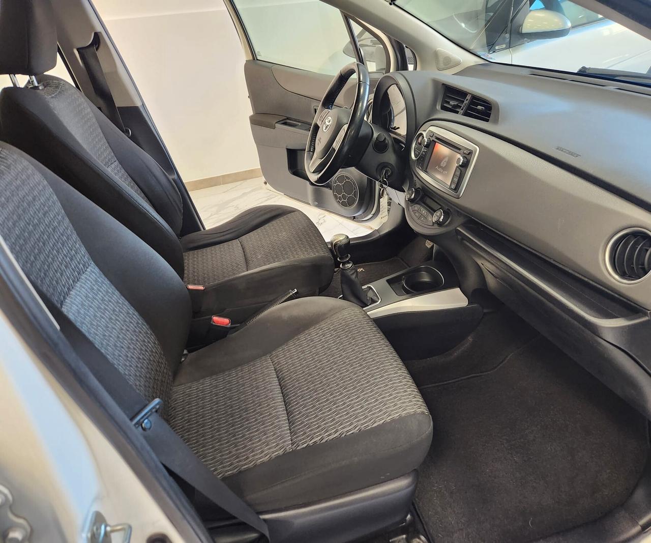 Toyota Yaris 1.4 D-4D 5 porte Lounge