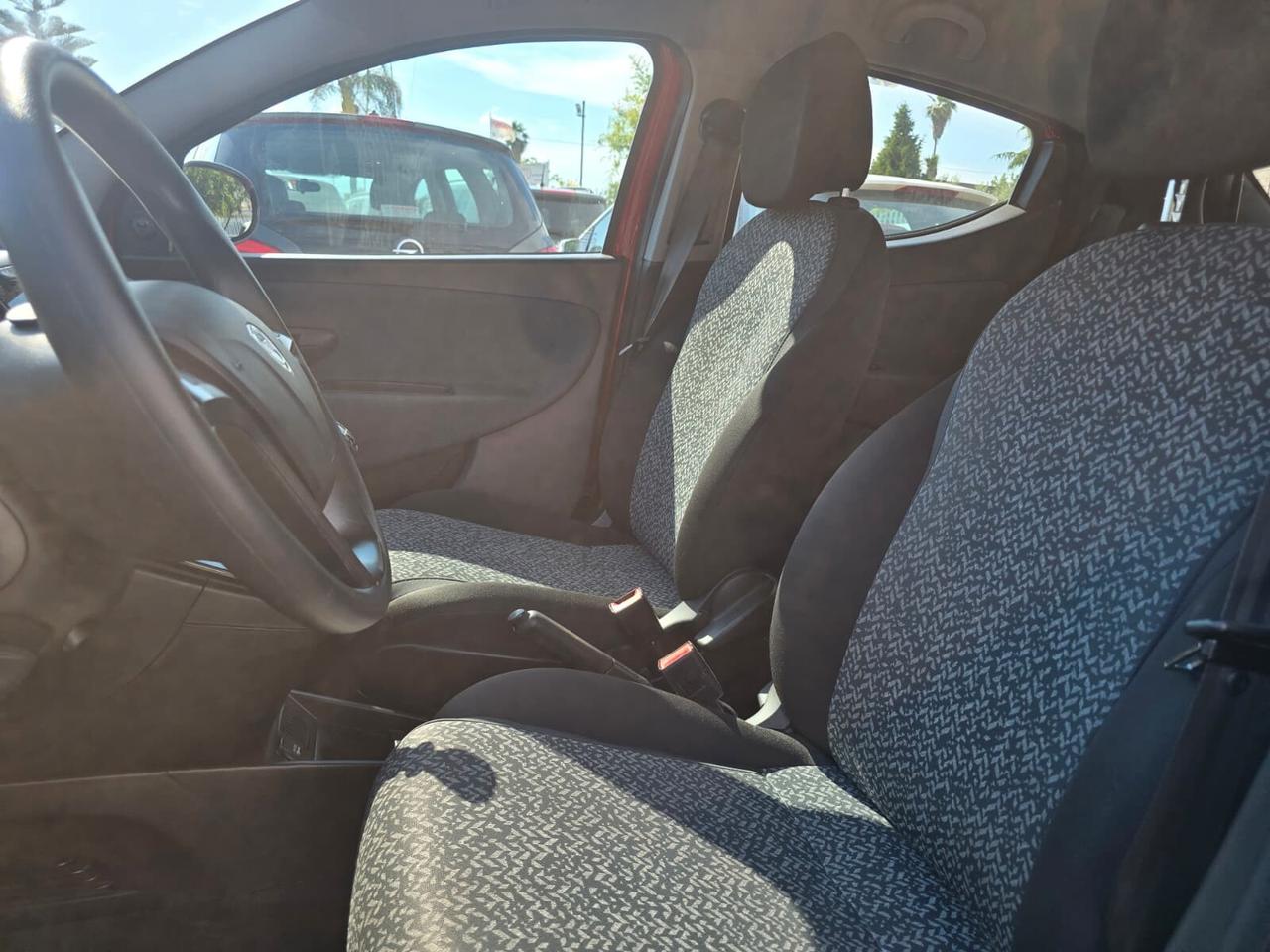 Lancia Ypsilon 1.0 FireFly 5 porte S&S Hybrid Ecochic