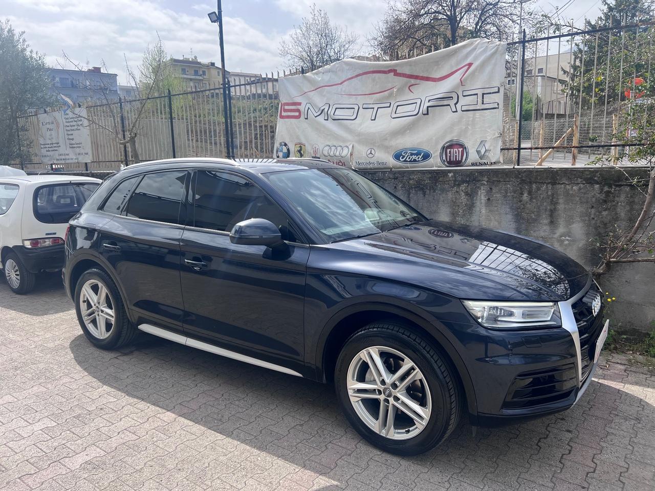 Audi Q5 2.0 TDI 150 CV Business Sport Blockshaft/Bixenon