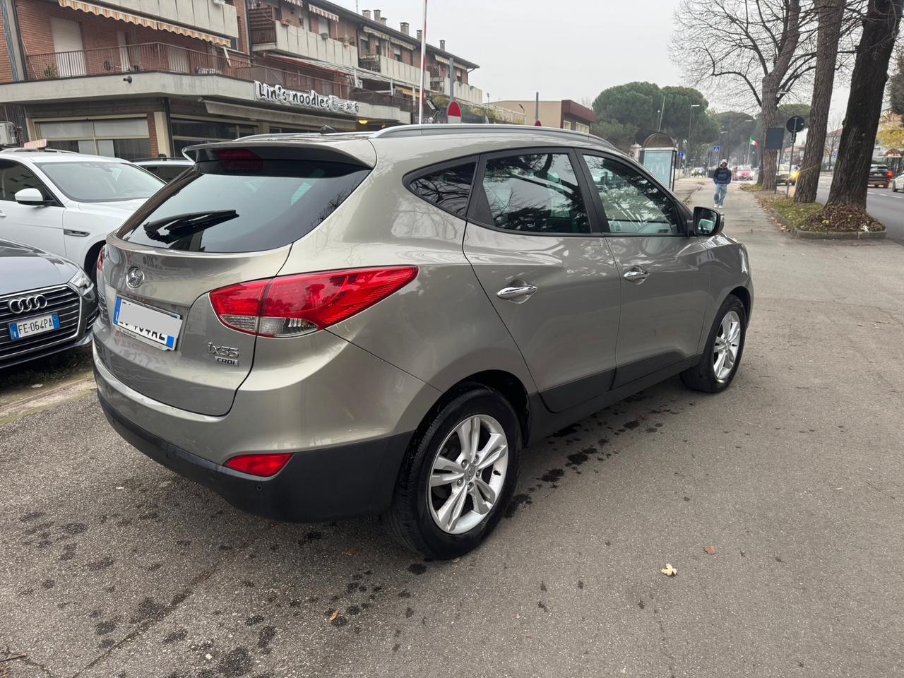 Hyundai iX35 1.7 CRDi 2WD neopaten garanzia 12 mesi