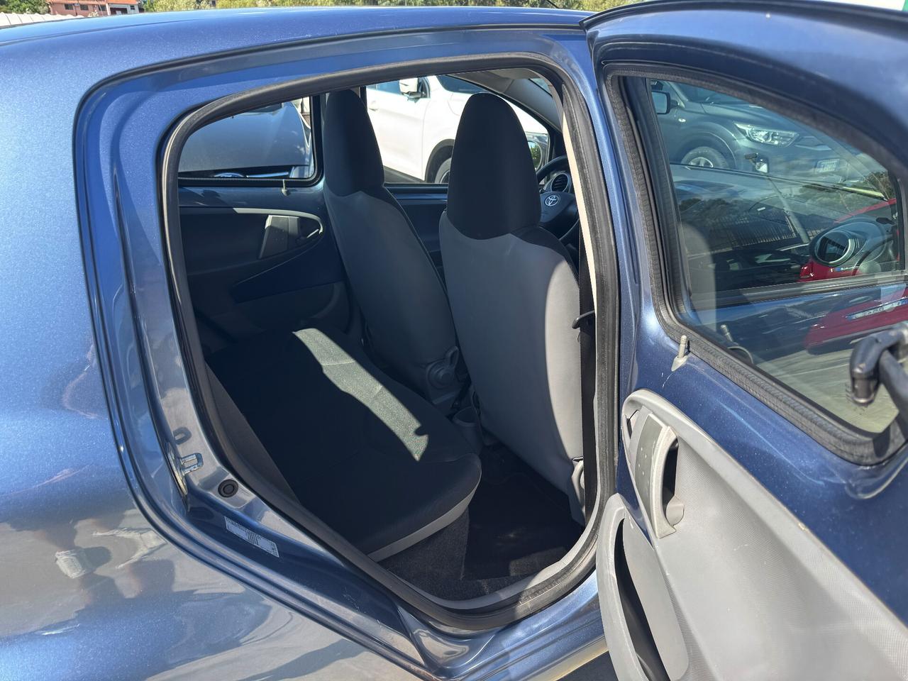 Toyota Aygo 1.0 12V VVT-i 5 porte Now
