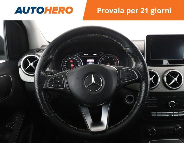 MERCEDES-BENZ B 180 d Sport