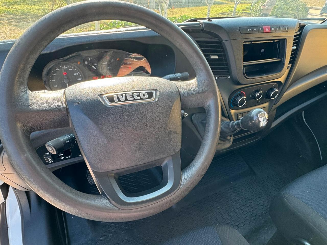 IVECO DAILY RIBALTABILE TRE LATI EURO6 - COME NUOVO