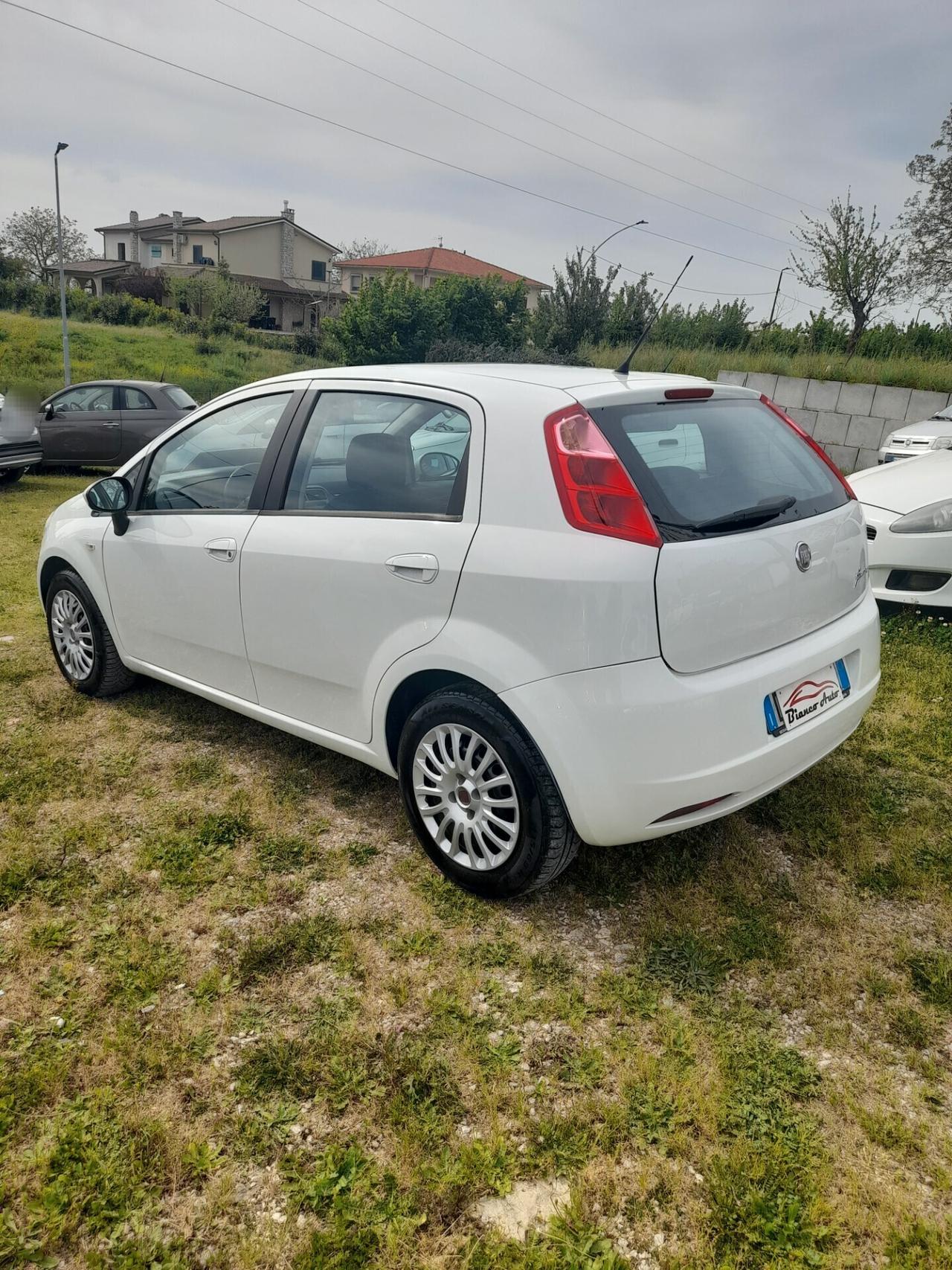 Fiat Grande Punto 1.3 MJT 75 CV 5 porte Dynamic