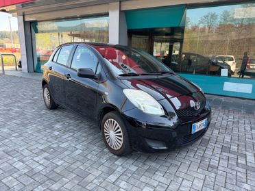 Toyota Yaris 1.0 Benzina 2010 - NEOPATENTATI