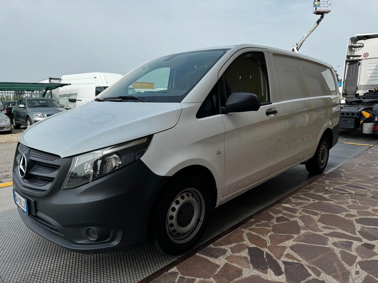 MERCEDES BENZ VITO 114 CDI - LONG - EURO6D-TEMP