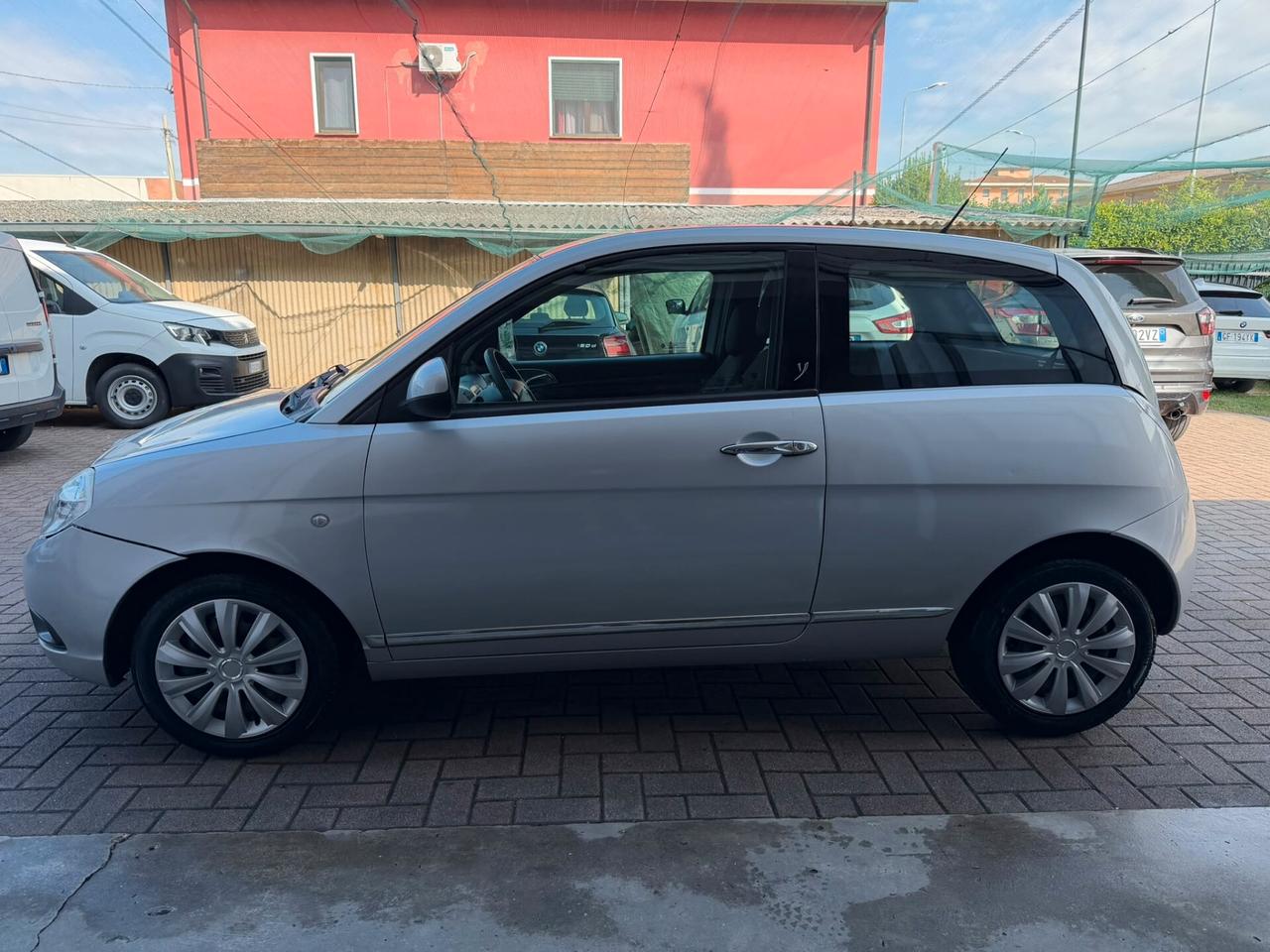 Lancia Ypsilon 1.2 Argento