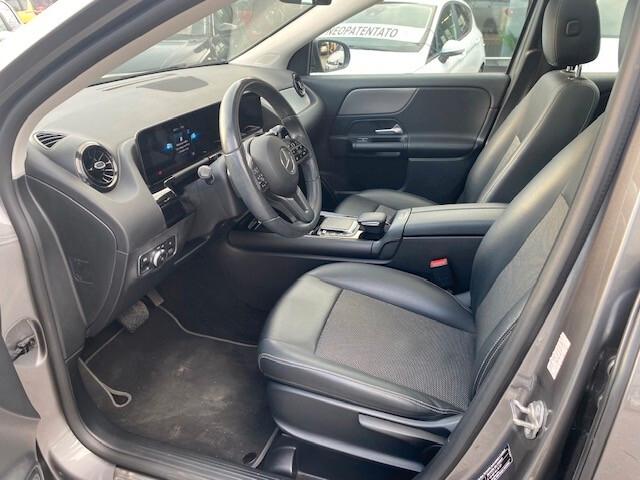 MERCEDES BENZ GLA 200 D AUTOMATIC BUSINESS EXTRA - 12 MESI GARANZIA - IVA ESPOSTA