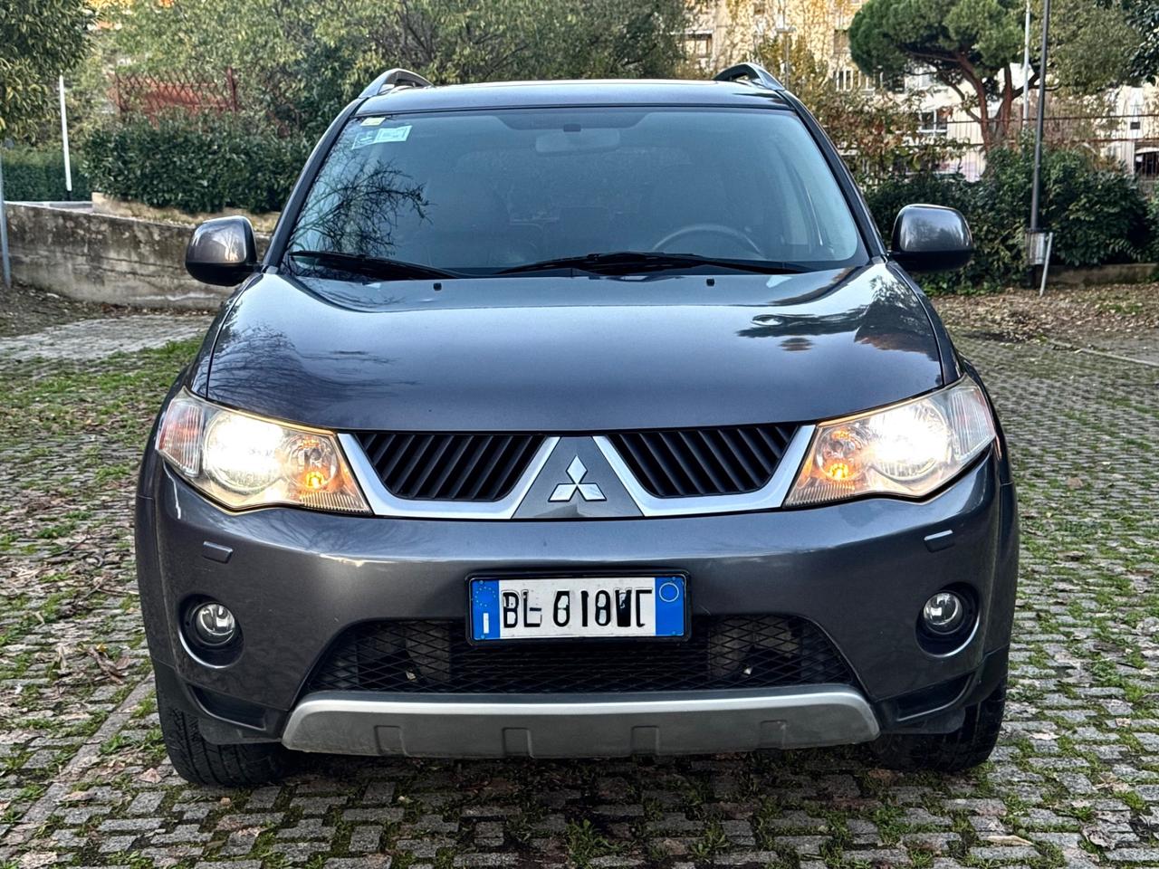 Mitsubishi Outlander 2.0 DI-D Instyle 7 p.ti DPF 2007 4x4