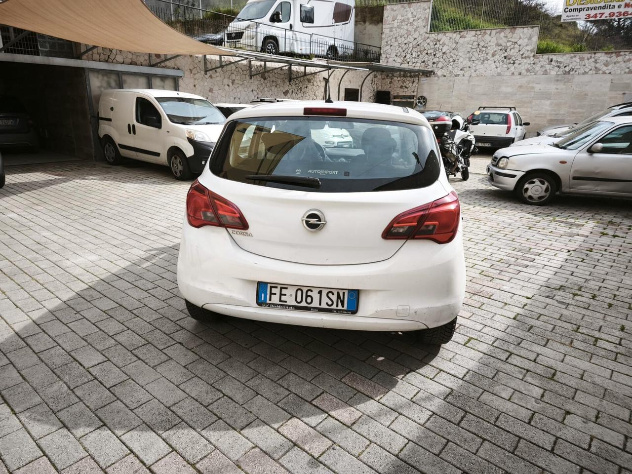 Opel Corsa 1.2 5 porte Cosmo