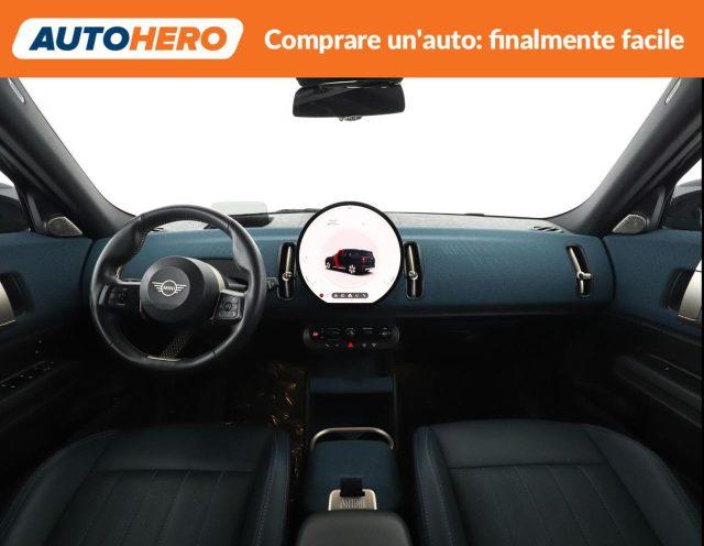 MINI Mini C Favoured Countryman