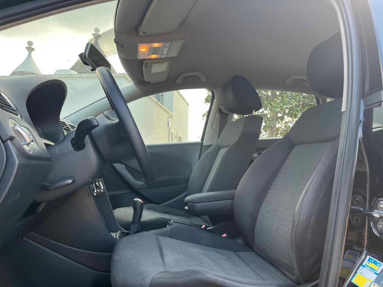 Volkswagen Polo 1.6 TDI - IDEALE X NEOPATENTATI - 2011