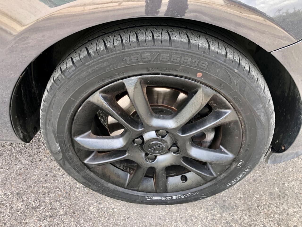 Opel Corsa 1.3 CDTI ecoFLEX 95CV 5 porte b-Color