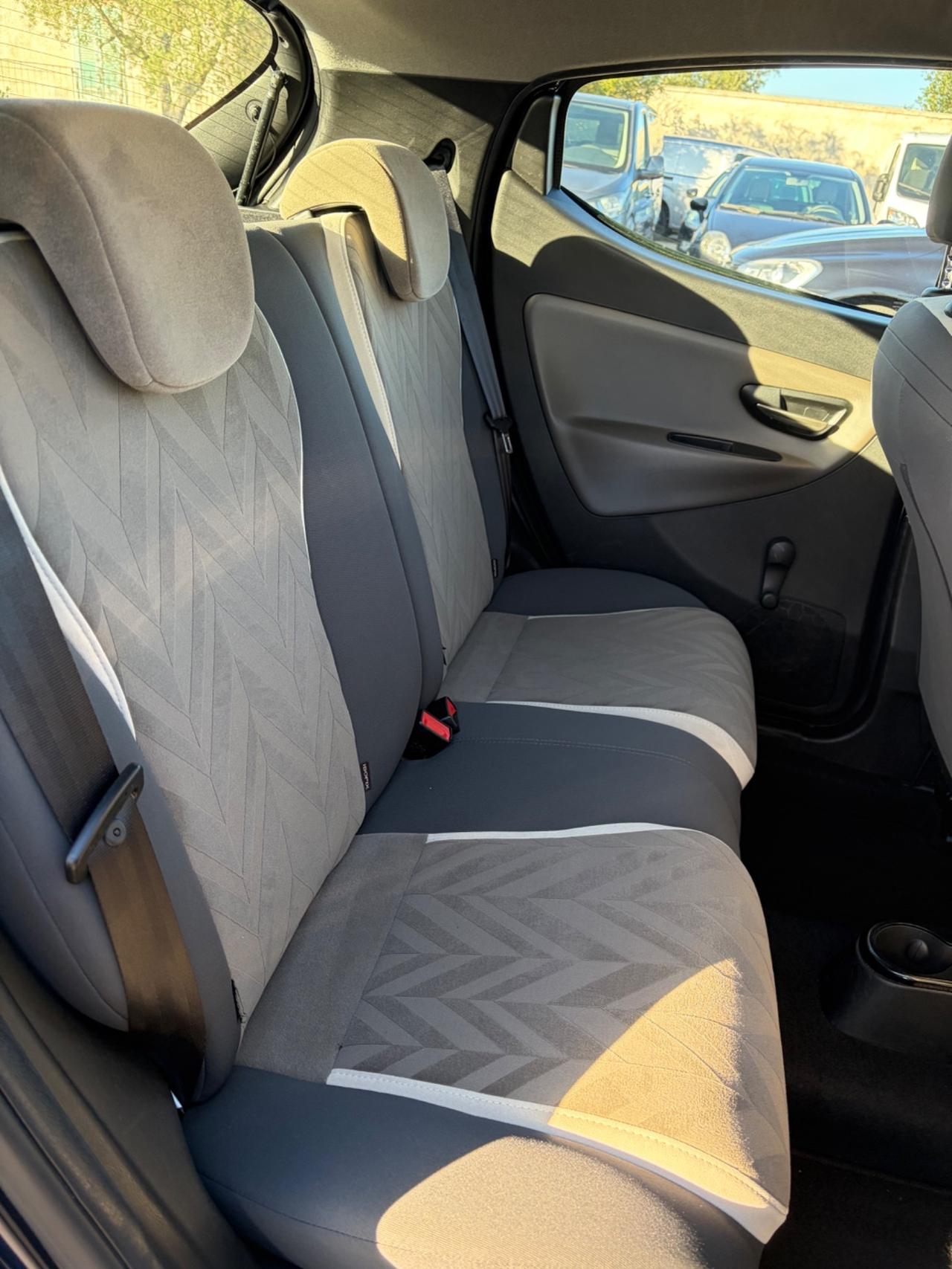 Lancia Ypsilon 1.3 MJT 16V 95 CV 5 porte S&S Mya
