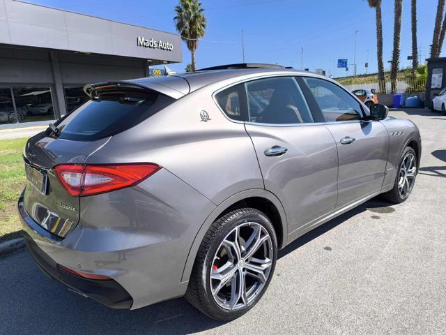 MASERATI Levante V6 Diesel 275 CV AWD Gransport