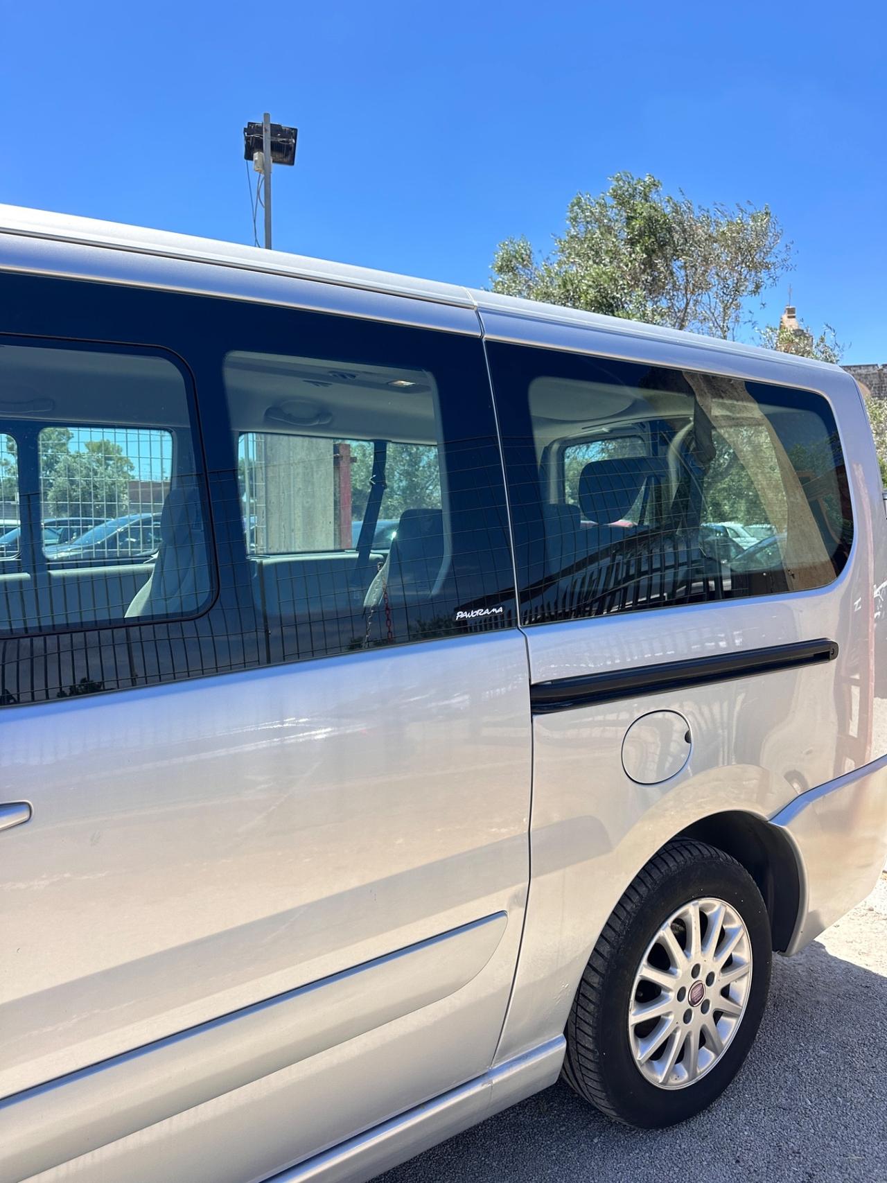 Fiat Scudo 2.0 MJT/165 Panorama Family 8 posti-2011
