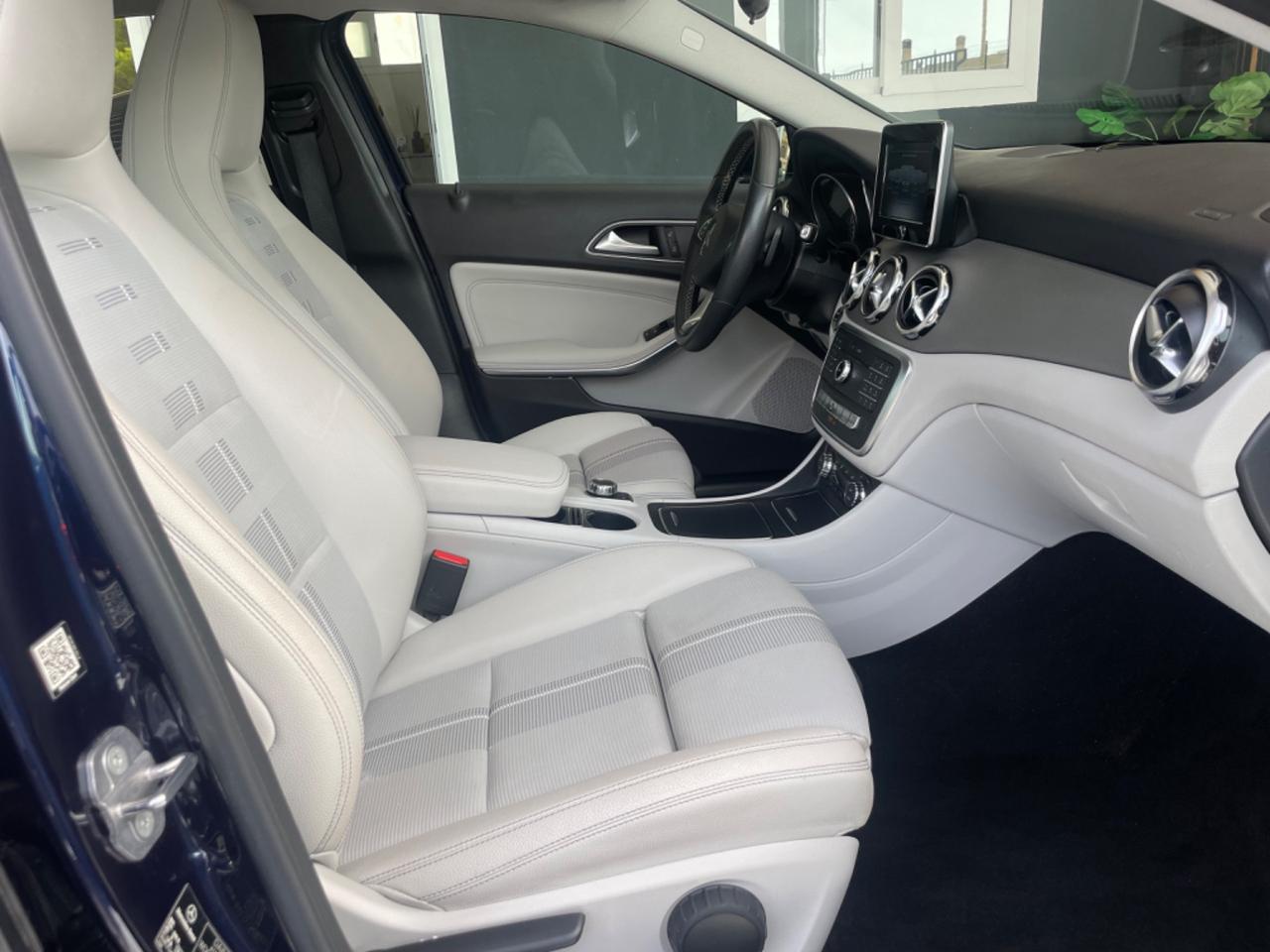 Mercedes-benz GLA 180 GLA 200 d Automatic Premium